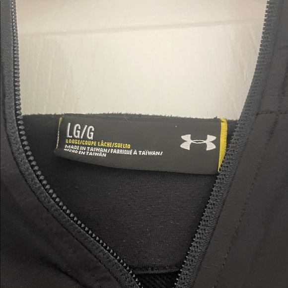 Under Armour University of Maryland Black (Maryland Flag on Hood) Hoodie - Large - Picture 3 of 4